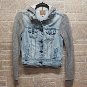 American Eagle Light wash Denim Hooded Jacket Size XS